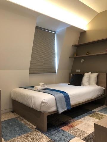 Mirabilis Apartments, Wells Court Apartment *