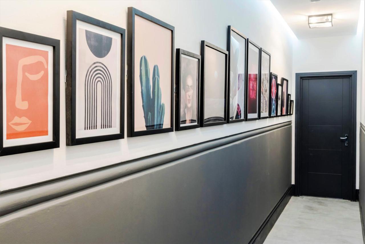 Your I Brixton Apartment London