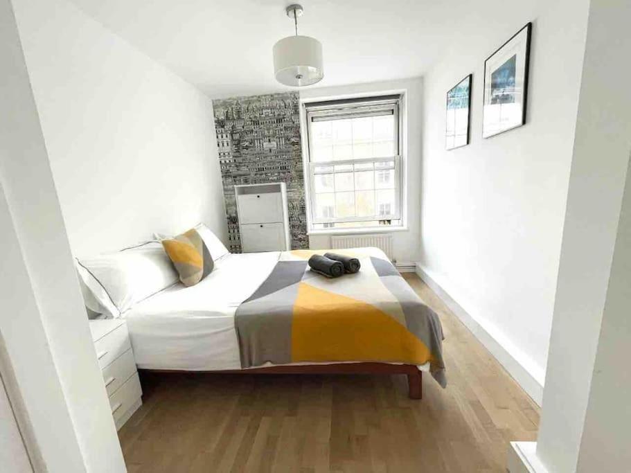Apartment Specious 2 Bedroom Flat - Zone 1 *
