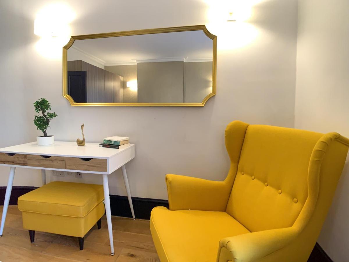 Thames Residences Hyde Park Apartment *