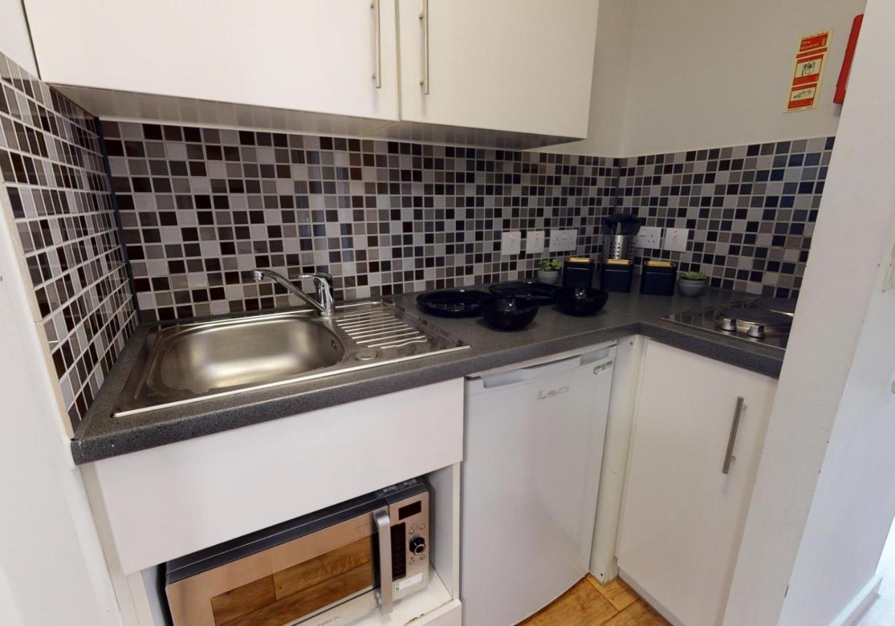 Leilighet Private Bedrooms And Minutes Away From Wembley Stadium At Sterling Court *