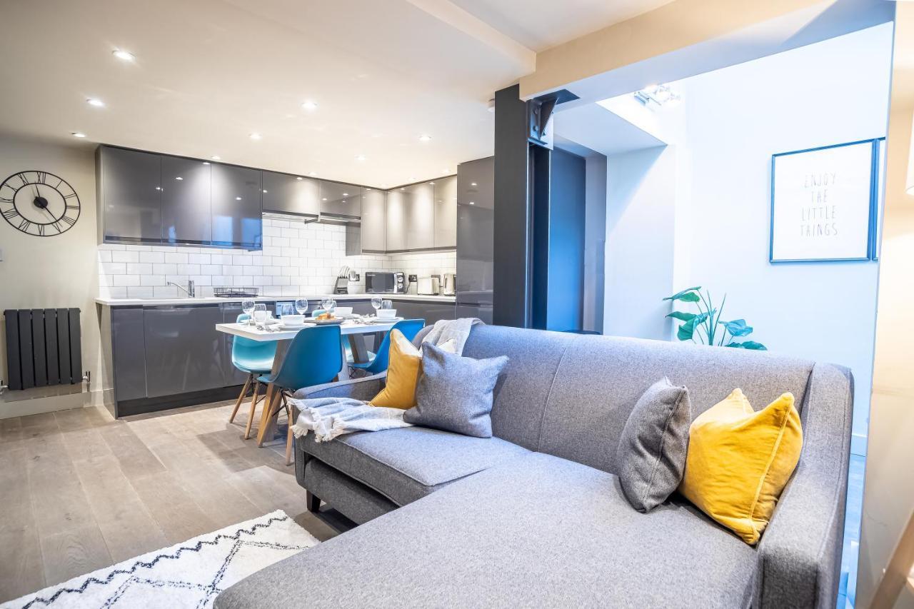 Apartment Modern Two Bedroom In Fulham By Sojo
