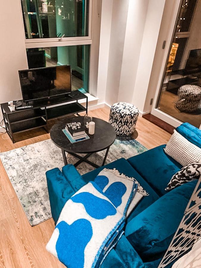 Apartment Luxury - 1 Min From Station