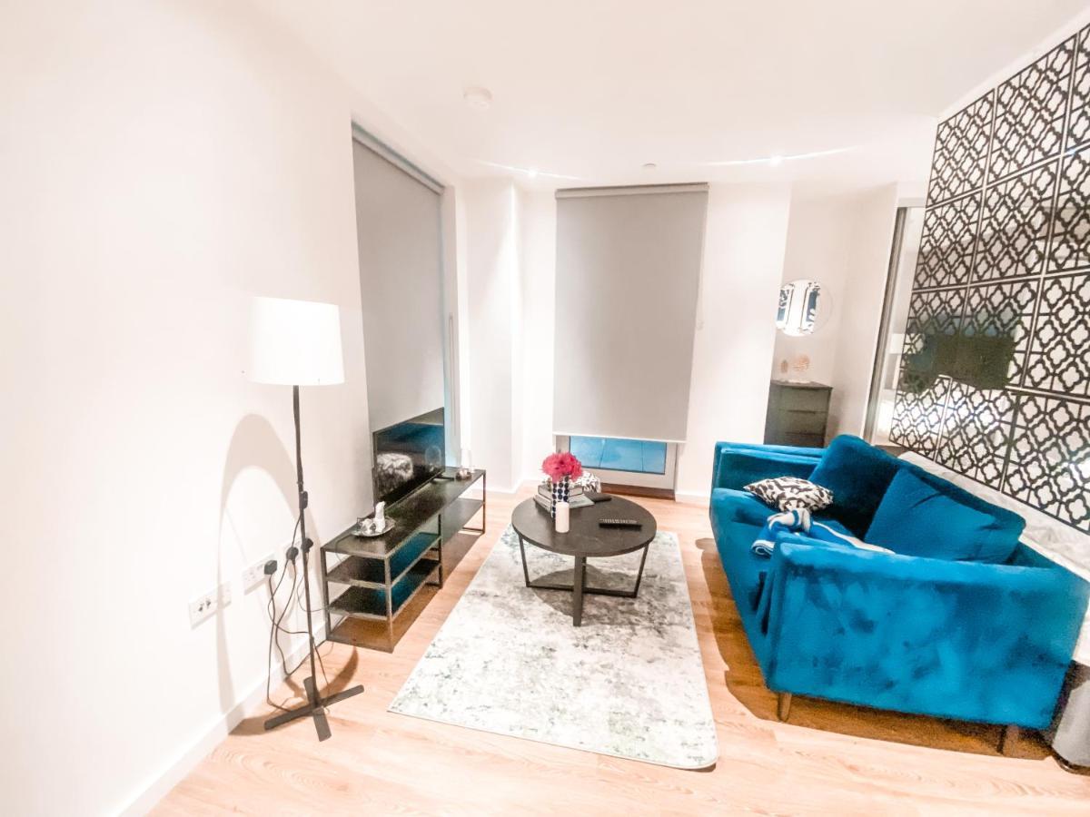 Apartment Luxury - 1 Min From Station