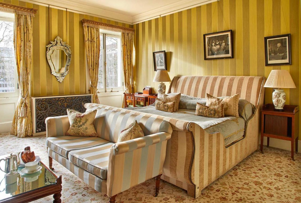 House - Private Member's Club Hotel
