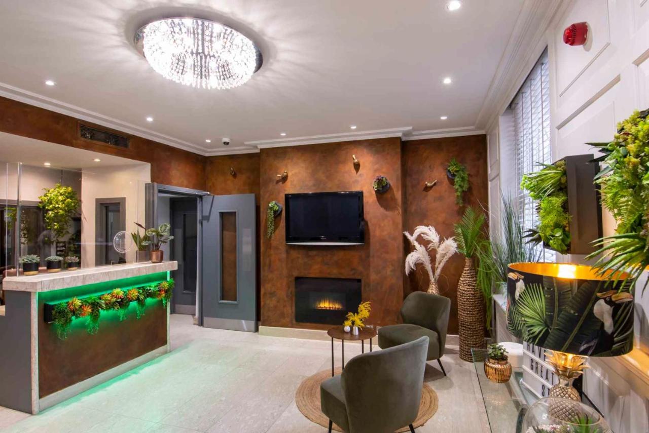 Hotell Howard Winchester London