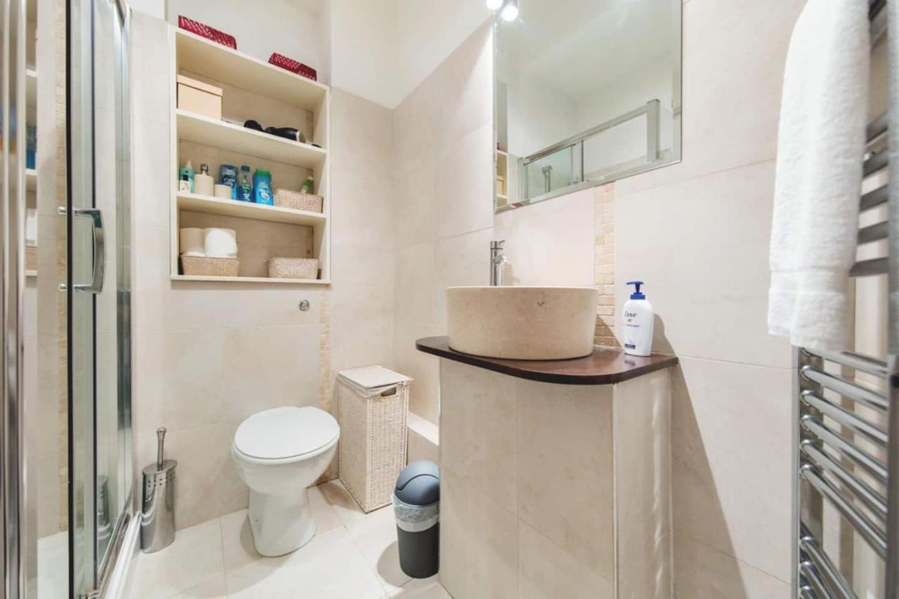 Franks Pied-à-terre In London-quiet,bright,central *