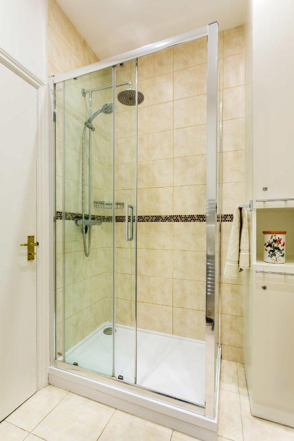 Veeve - Charming Hampstead London