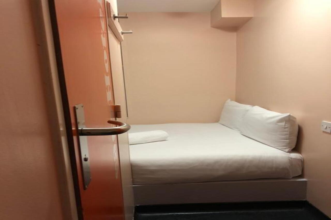 Hotell Easyhotel Victoria