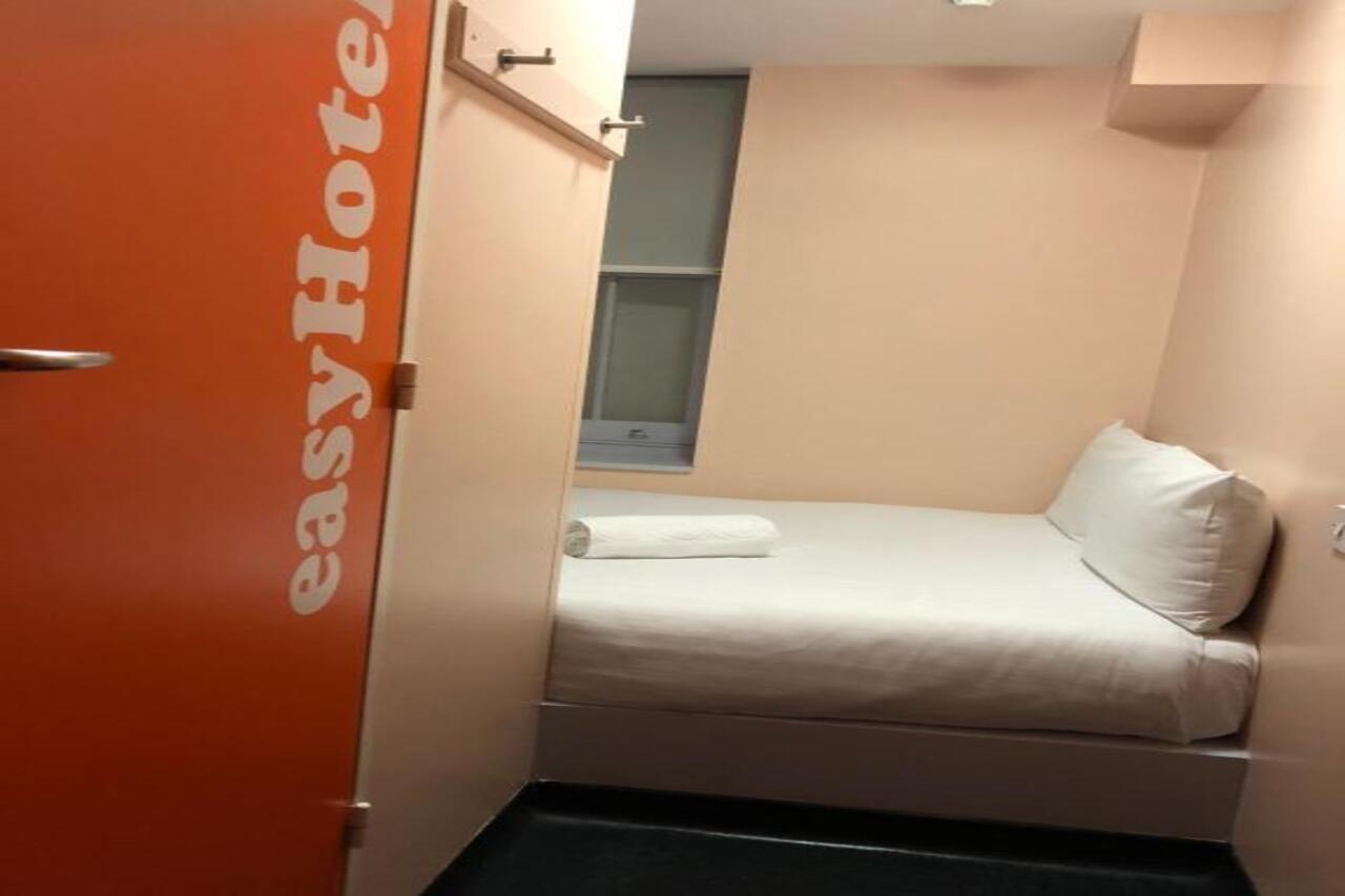 Hotell Easyhotel Victoria London