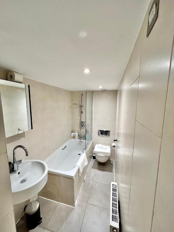 Regents Park 2 Bed Town House * Londres