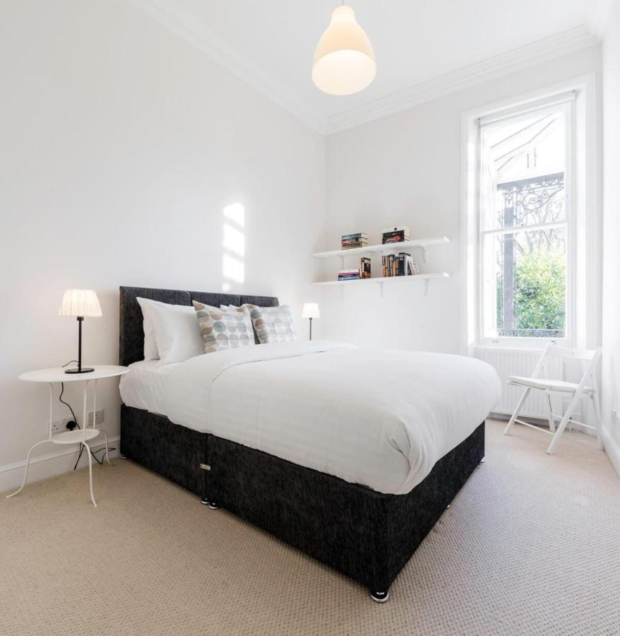 Elegant Earl's Court 2 Bedroom Flat Just 4 Minutes From Tube Apartment *