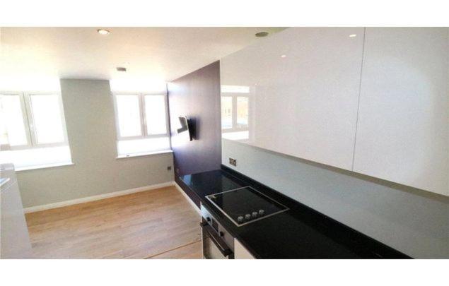 Godson Studio Apartment01