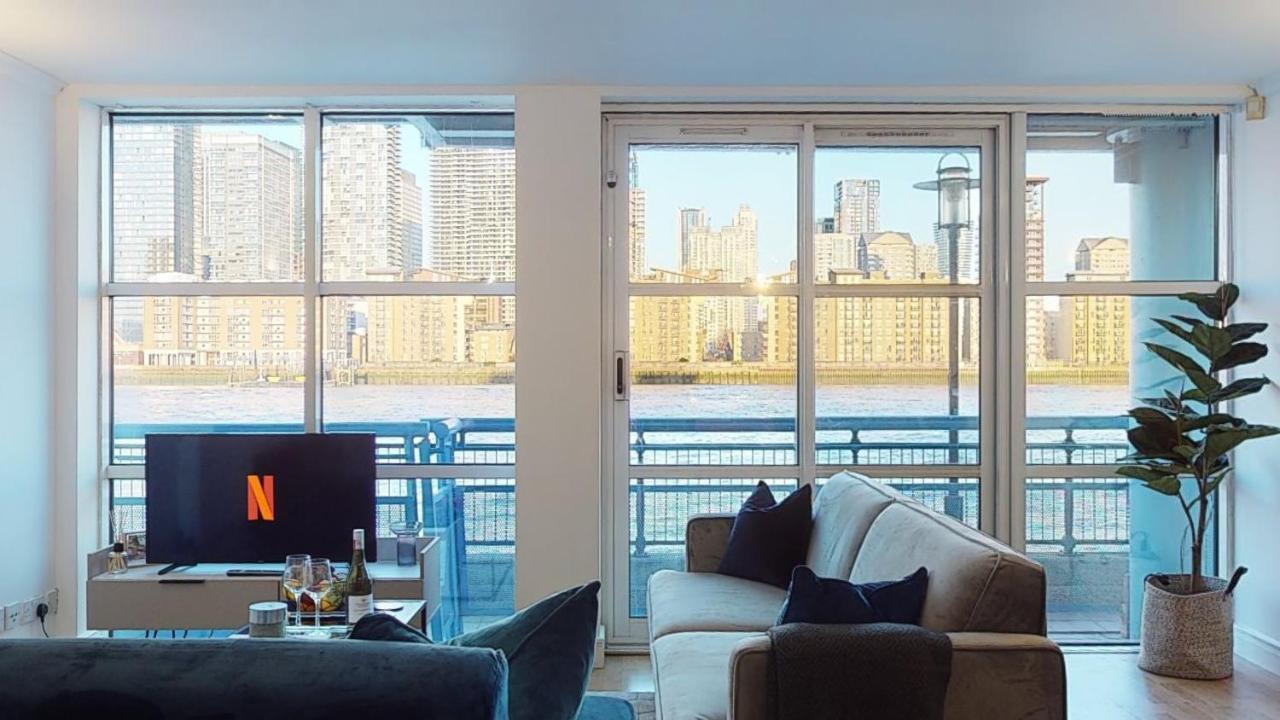 Apartment Docklands Riverside Superior 3 Bedroom Apartment By Delta Accomodation London