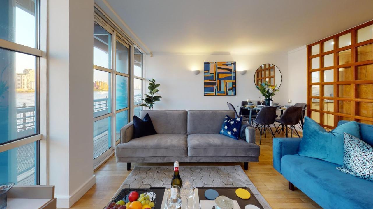 Apartment Docklands Riverside Superior 3 Bedroom Apartment By Delta Accomodation