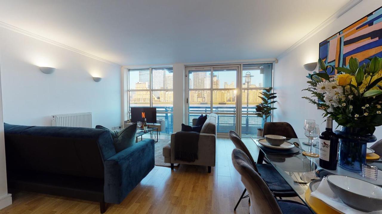Apartment Docklands Riverside Superior 3 Bedroom Apartment By Delta Accomodation *