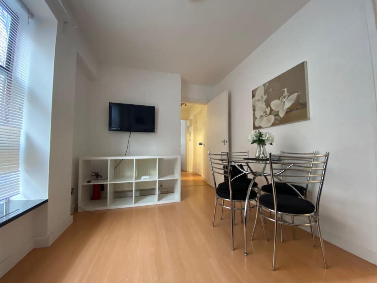 Stunning Oxford Street Furnished Appartement