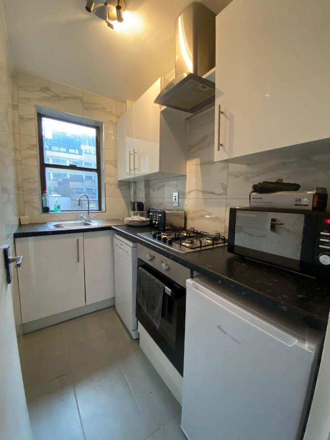 Stunning Oxford Street Furnished