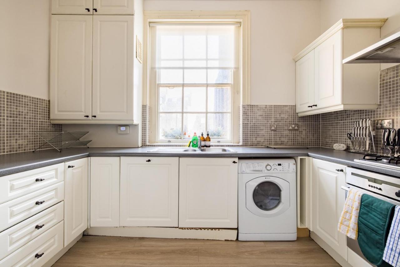 The Sussex Garden Retreat - Elegant 2bdr Flat * Londen