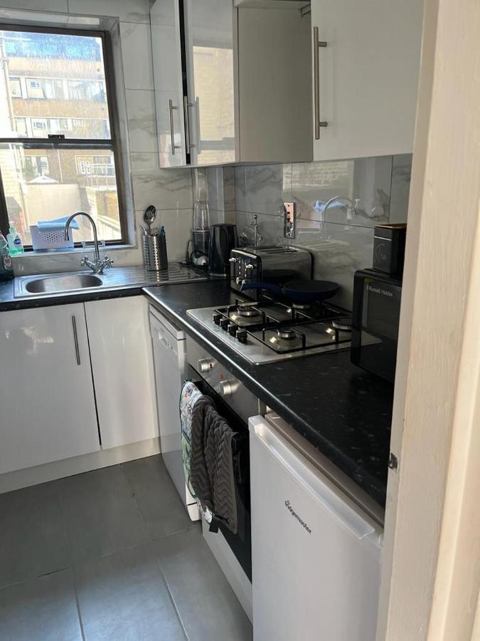 Stunning Oxford Street Furnished