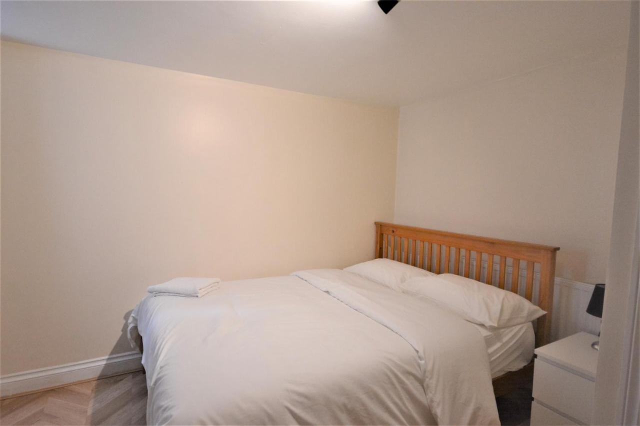 Modern One Bedroom Appartement Londen