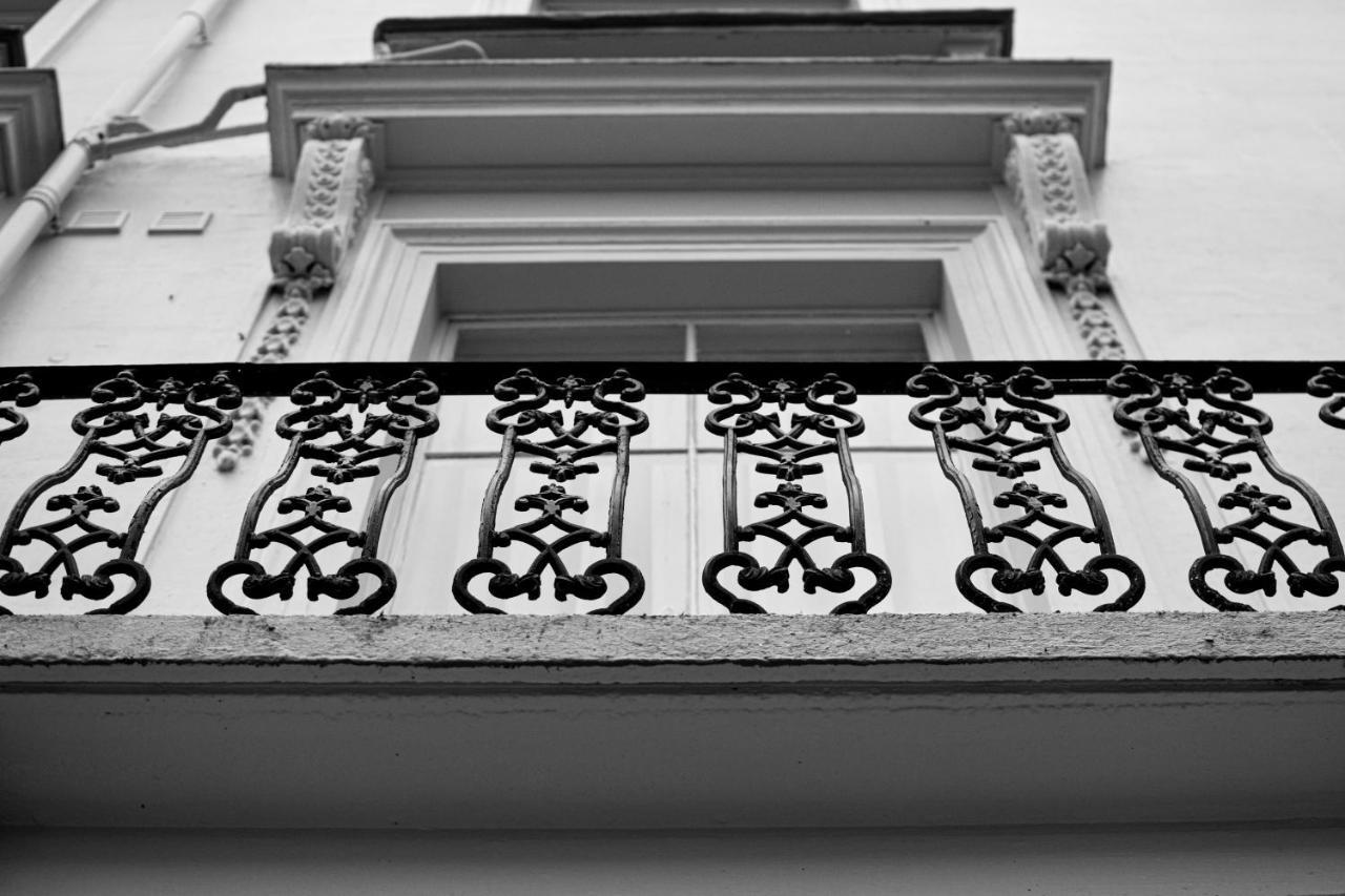 Pembridge Palace Hotel 3*