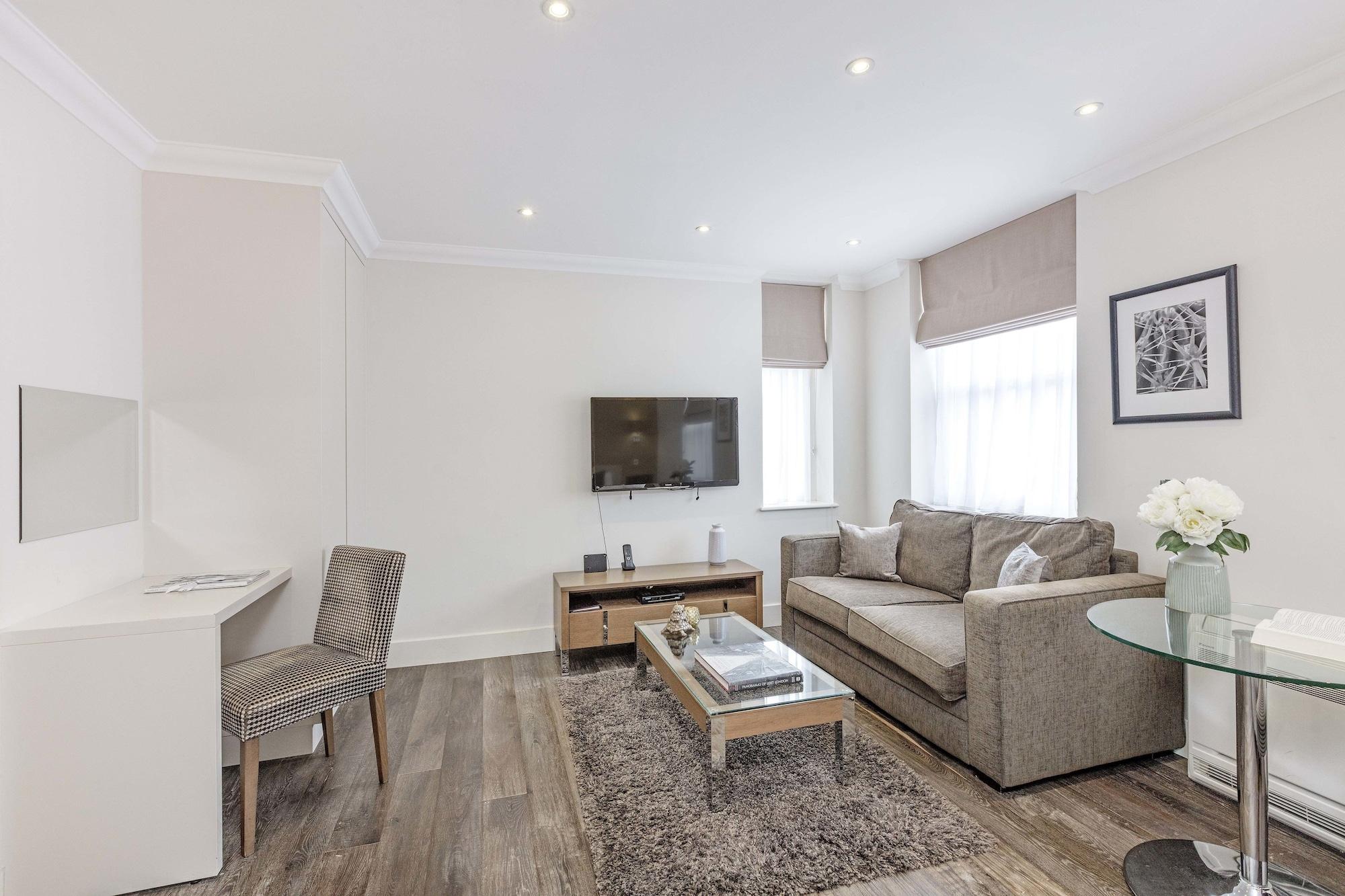 Aparthotel Ashburn Court 4*
