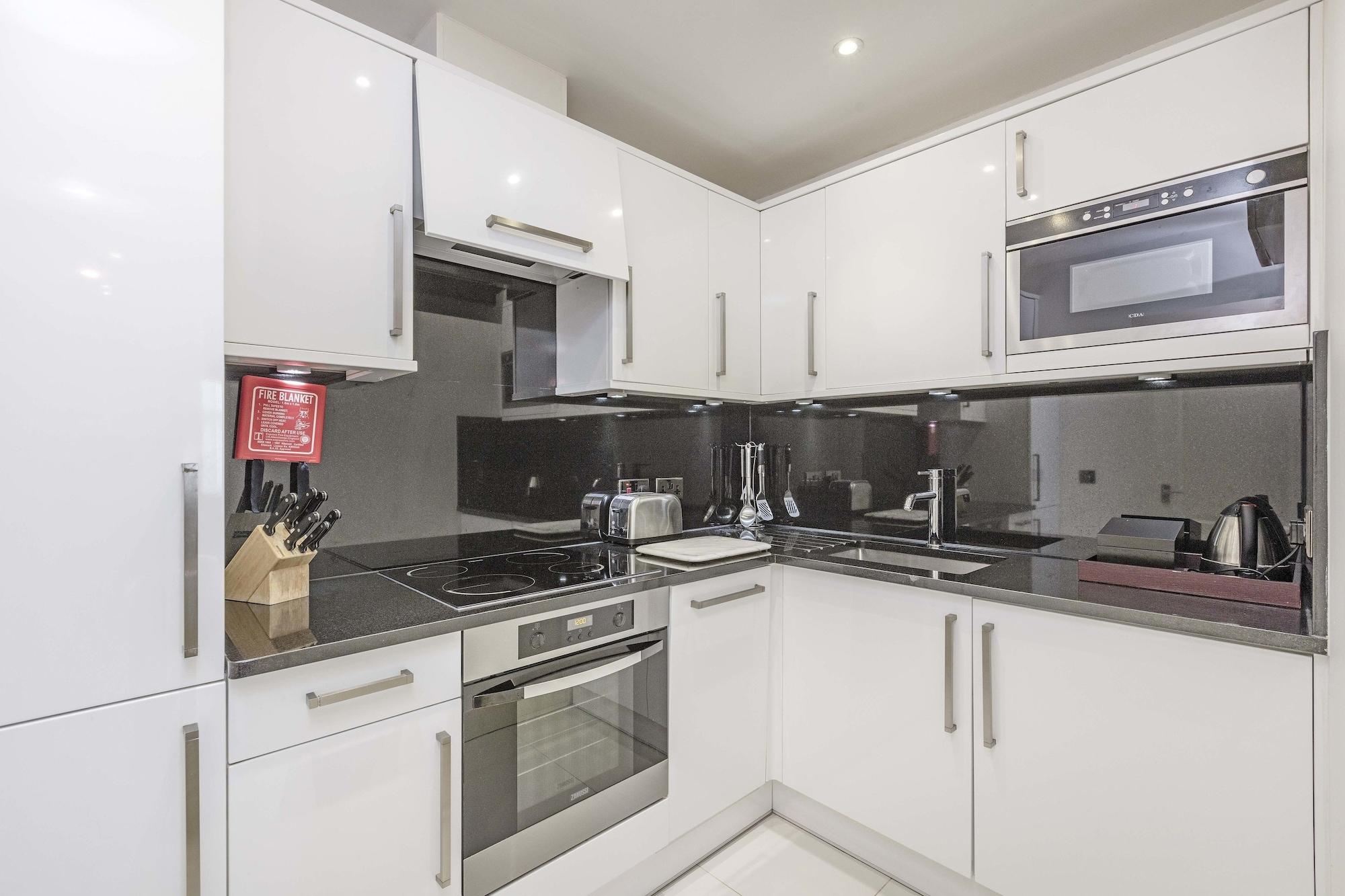 Ashburn Court Aparthotel