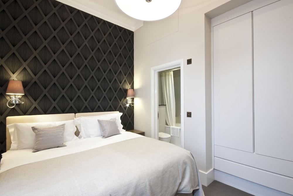 Aparthotel Ashburn Court London