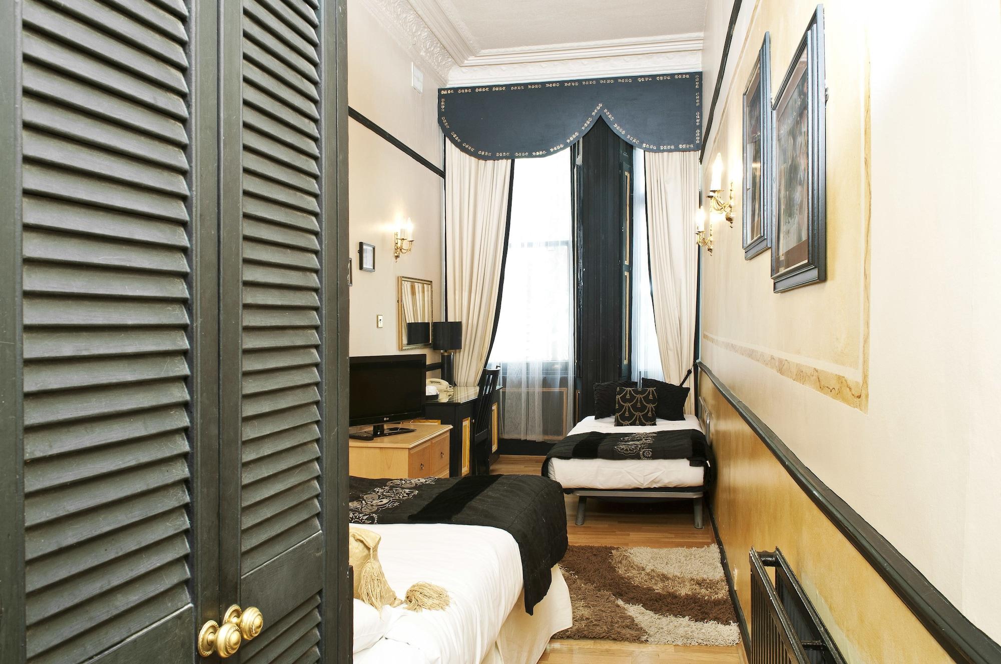 Rushmore Hotel 3*