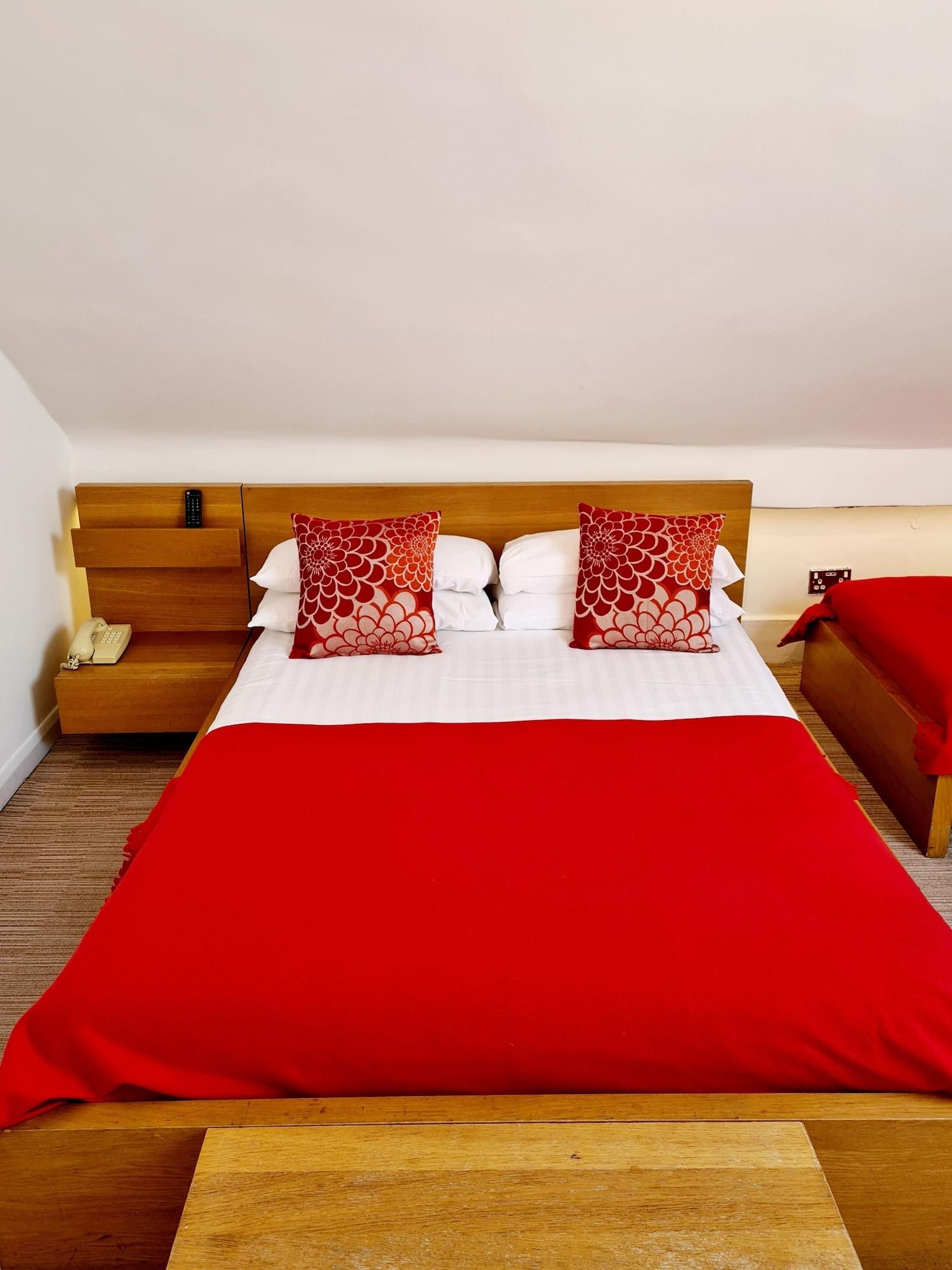 Hotel Rushmore 3*