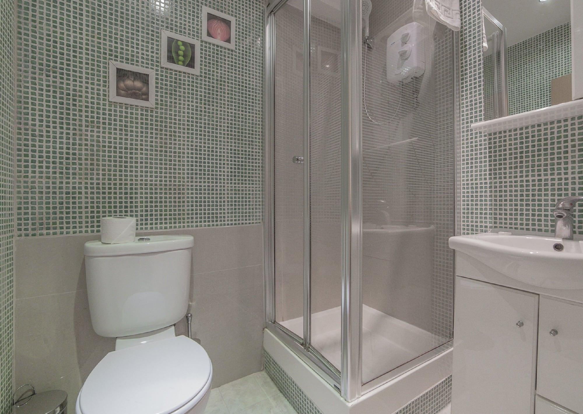 Imperial Court Hotel 3*