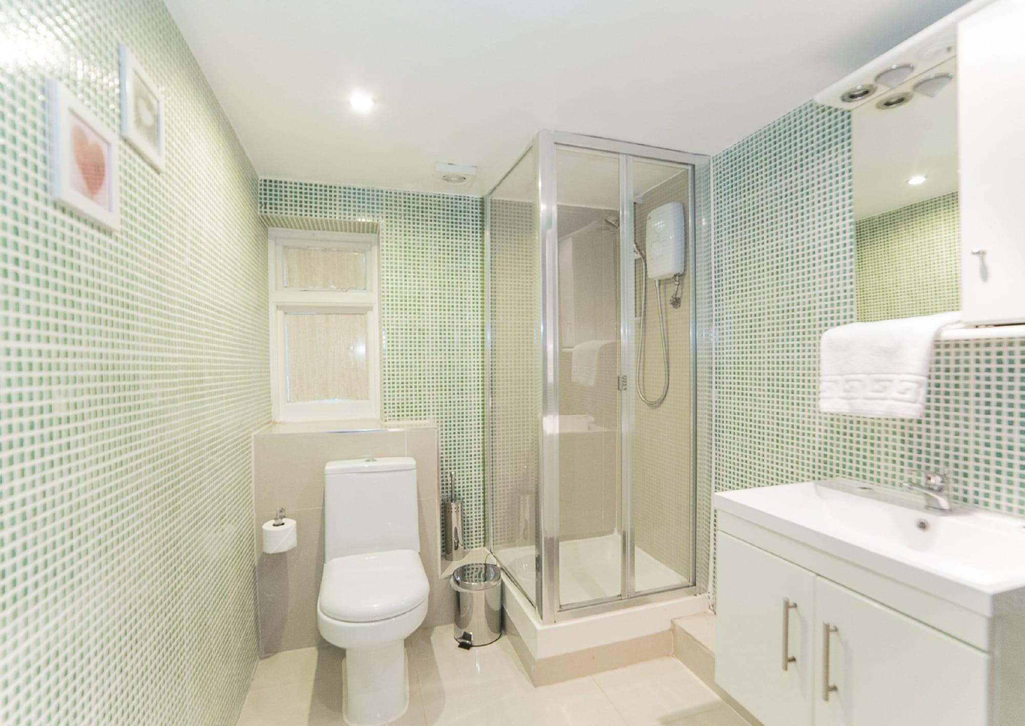 Hotel Imperial Court London