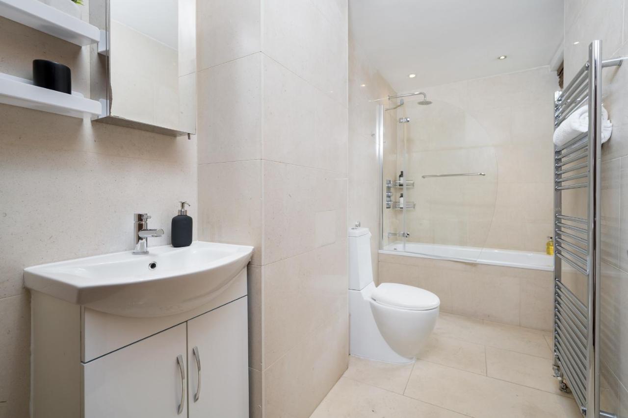 Apartamento Location 2 Bedr, 3 Beds, Covent Grdn, China Town Londres
