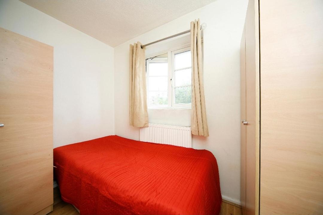 Smart Comfy Single Gjestgiverier London