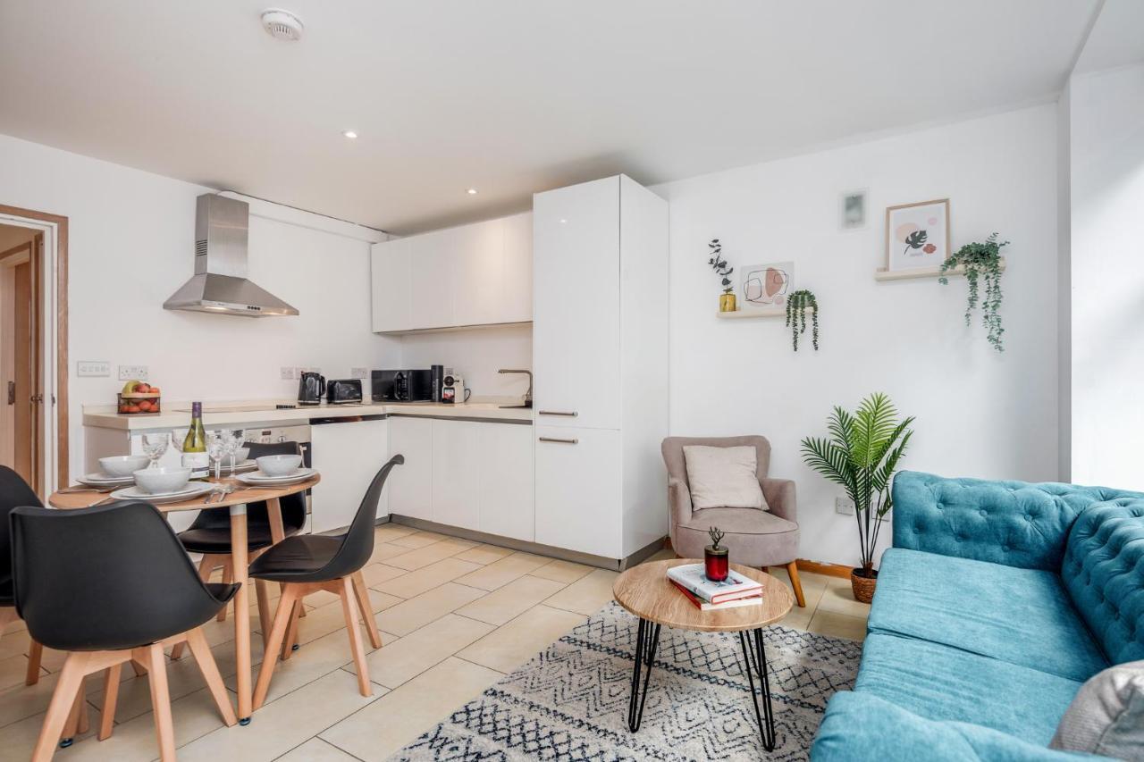 Apartment Holborn, Lovely And Bright For 4 *