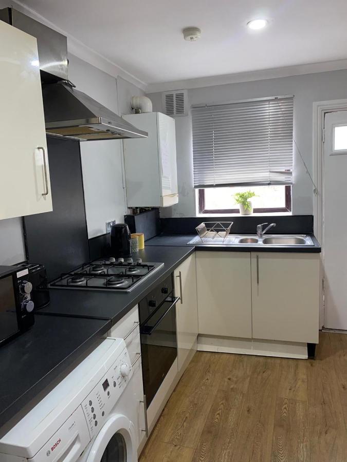 Dodi Aparts London, Near Stratford Close To Tube Station * Londen