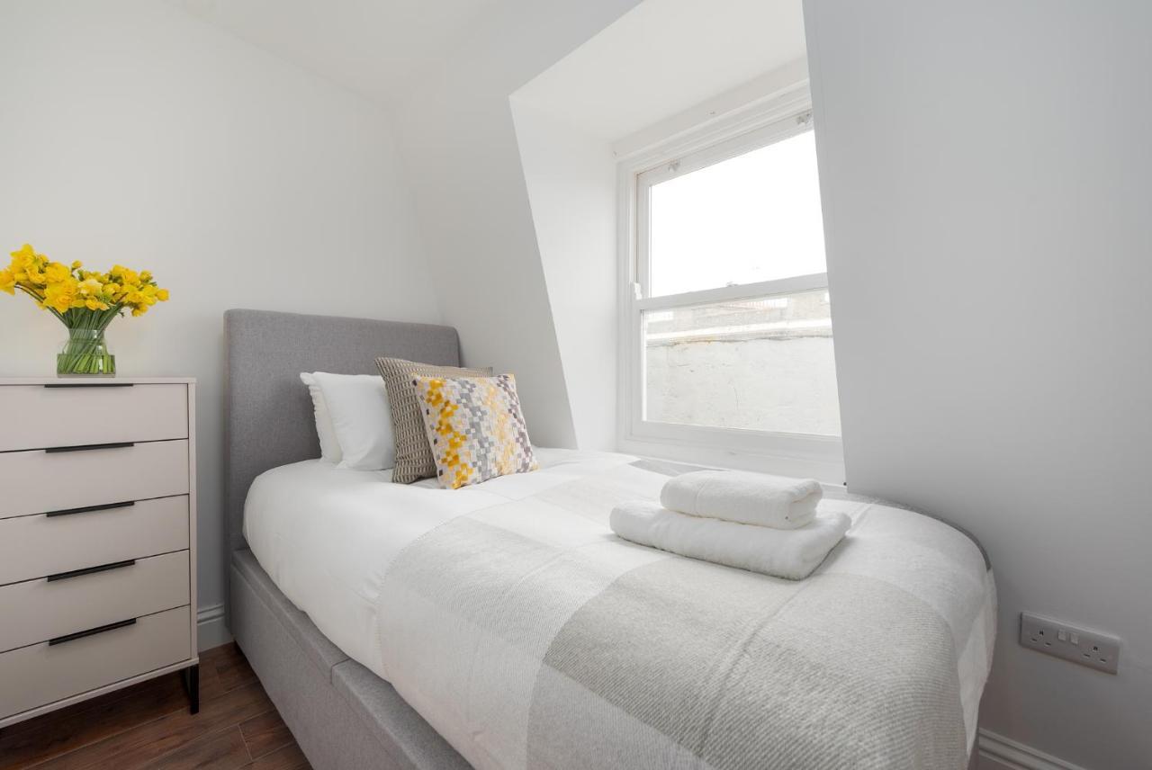 Earl's Court By Capital * London