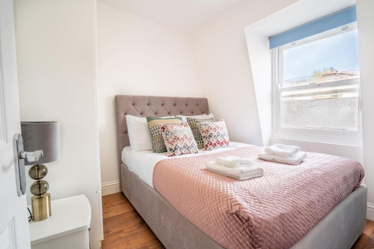 Earl's Court By Capital London