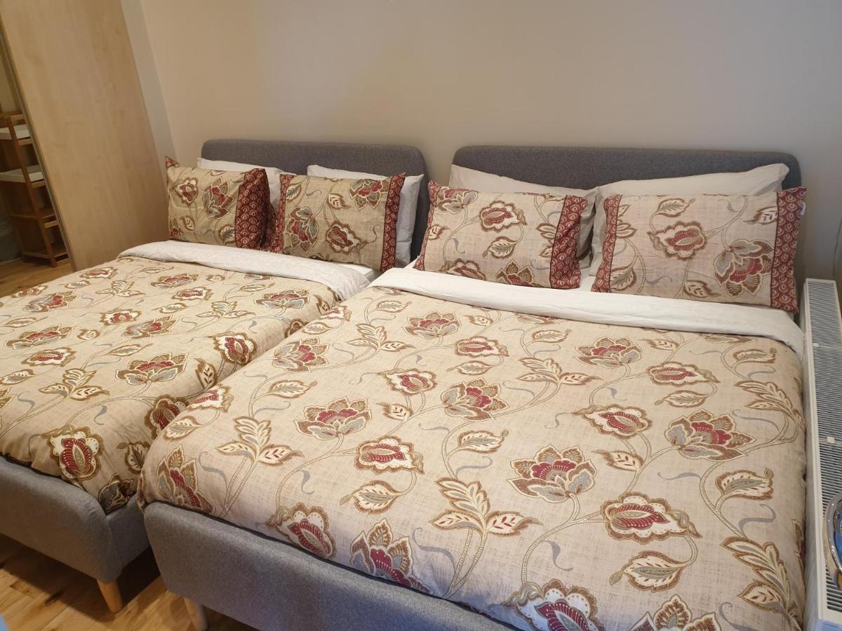 Luxury 1min Walk From Underground, With Free Parking Free Wifi Appartement *