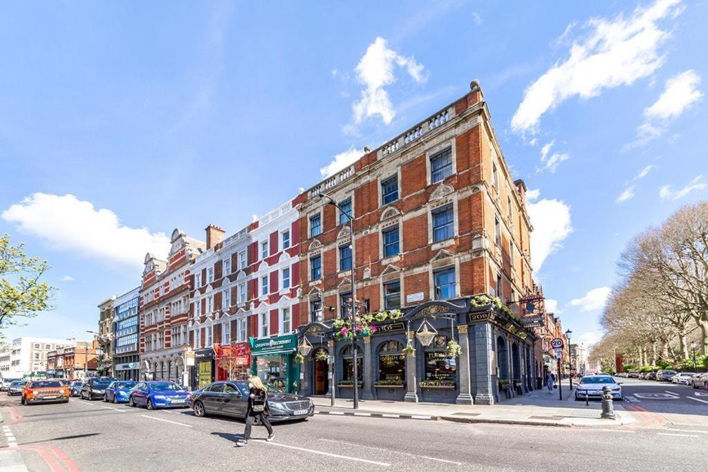 Guest house 205 Earls Court London