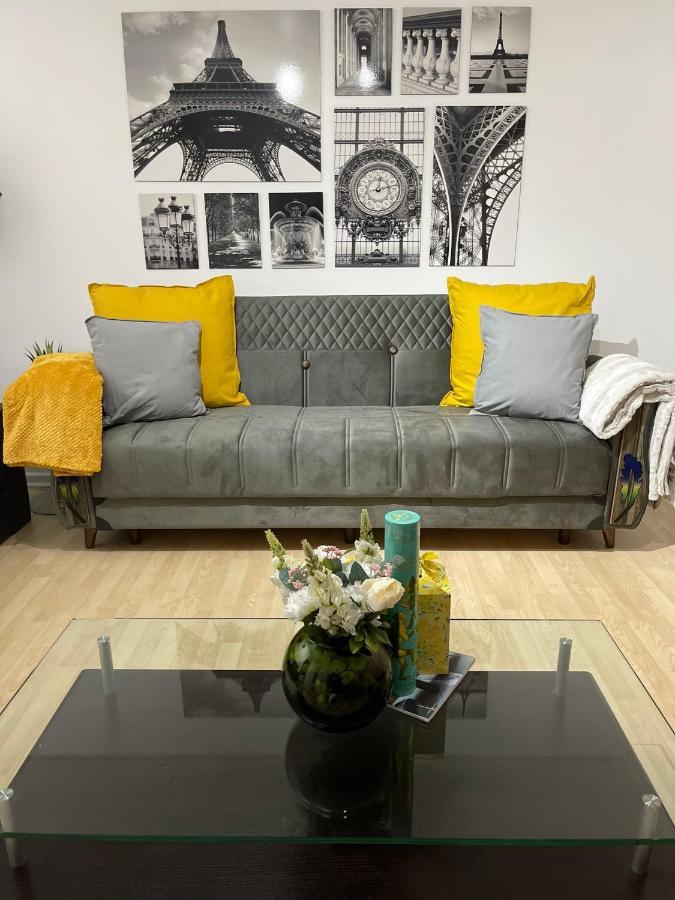 Newsuites