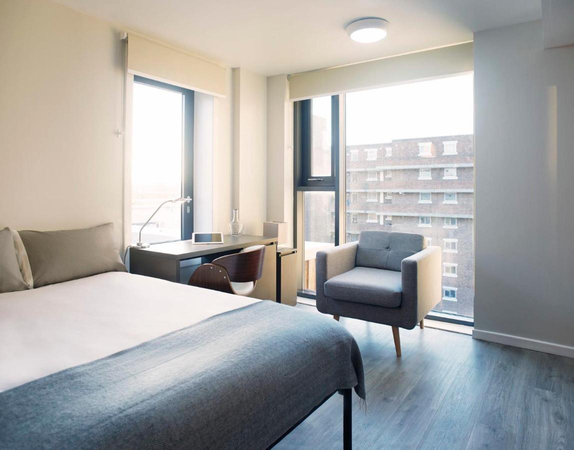 Spacious And Comfy At Chapter Highbury I In Apartment