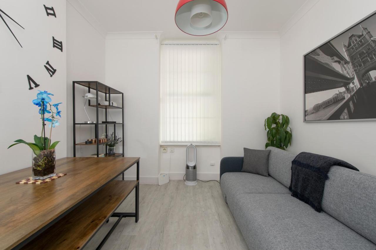 Apartment Tower Bridge Exclusive Two Bedroom *
