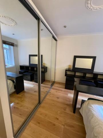 Hyde Park Apartment London