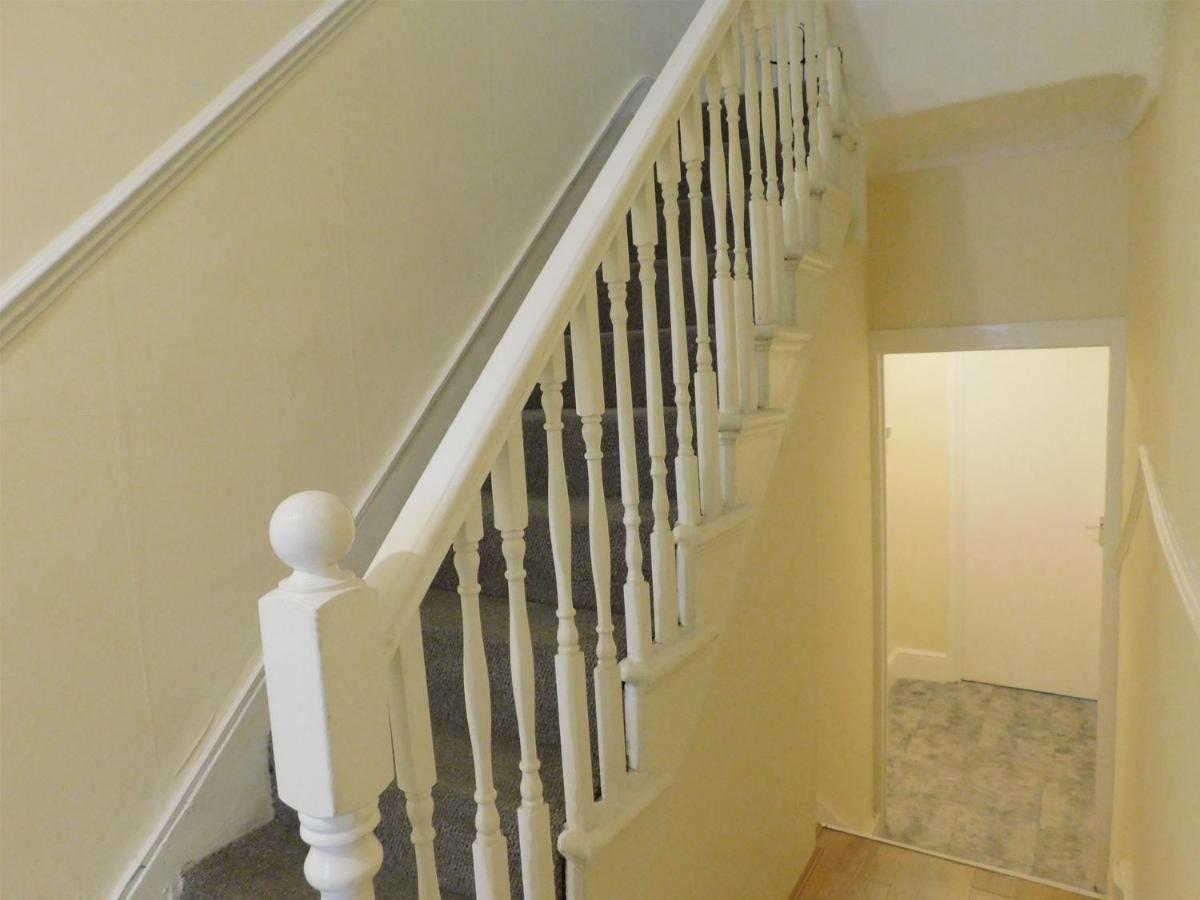 Entire 4 Bedroom Terrace House In