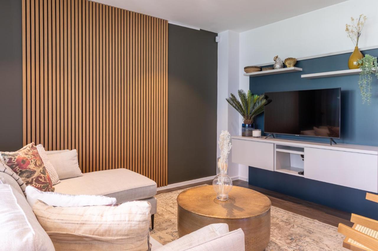The Aurora's Nest - Lovely 3bdr With Balcony And Study *