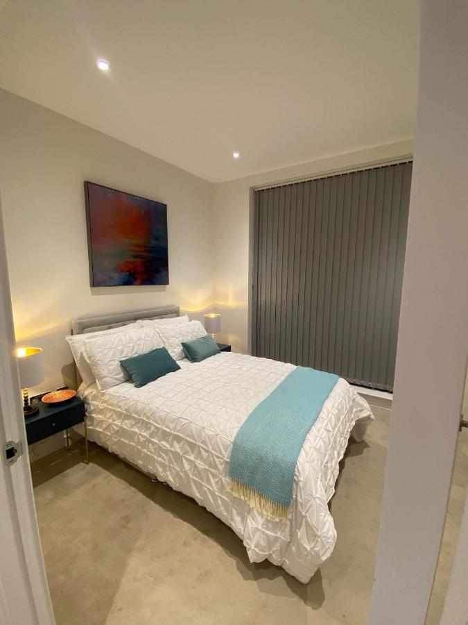Appartement Marvelous 3 Bed Penthouse In Kewbridge Londen