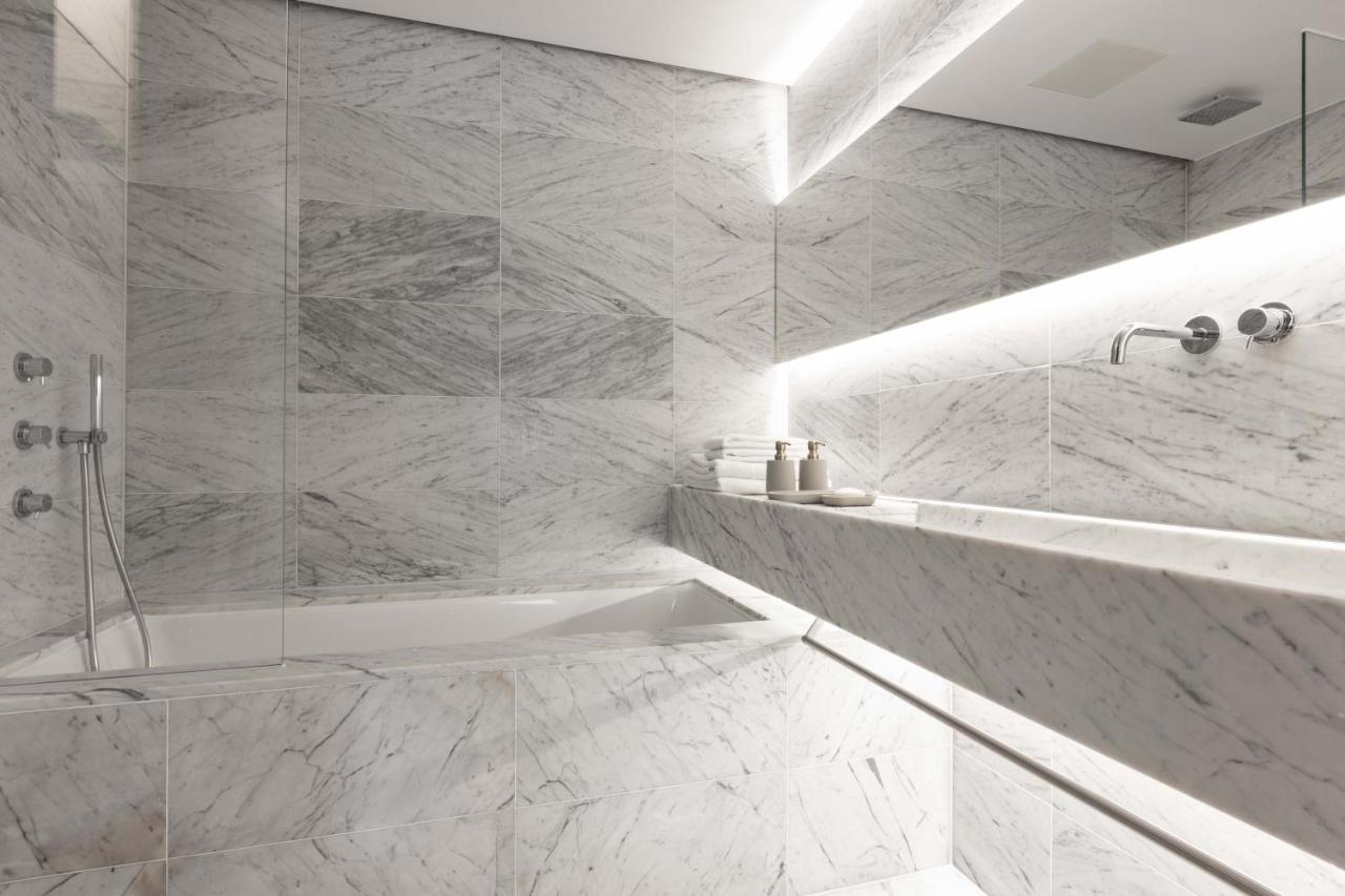 La West - Hyde Park Hotel 4*