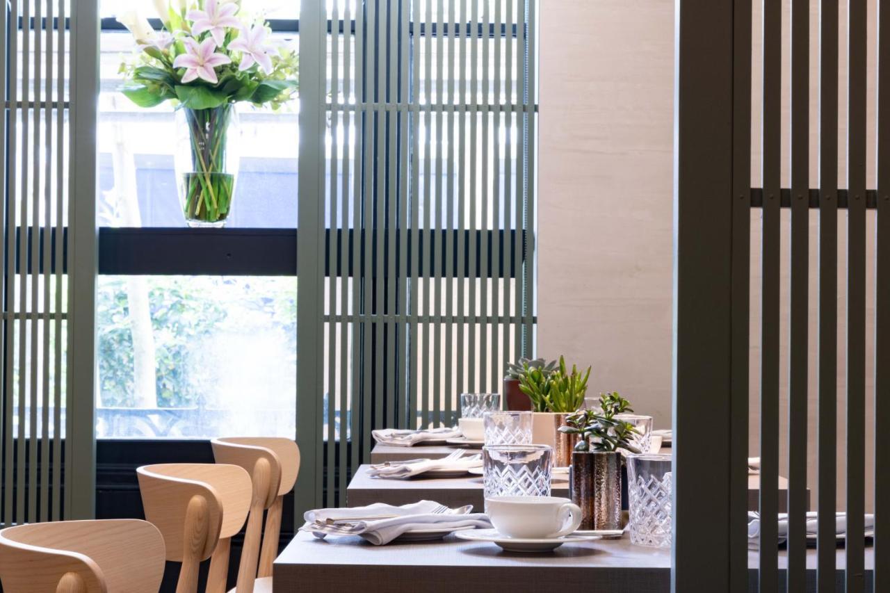 La West - Hyde Park Hotel Londen